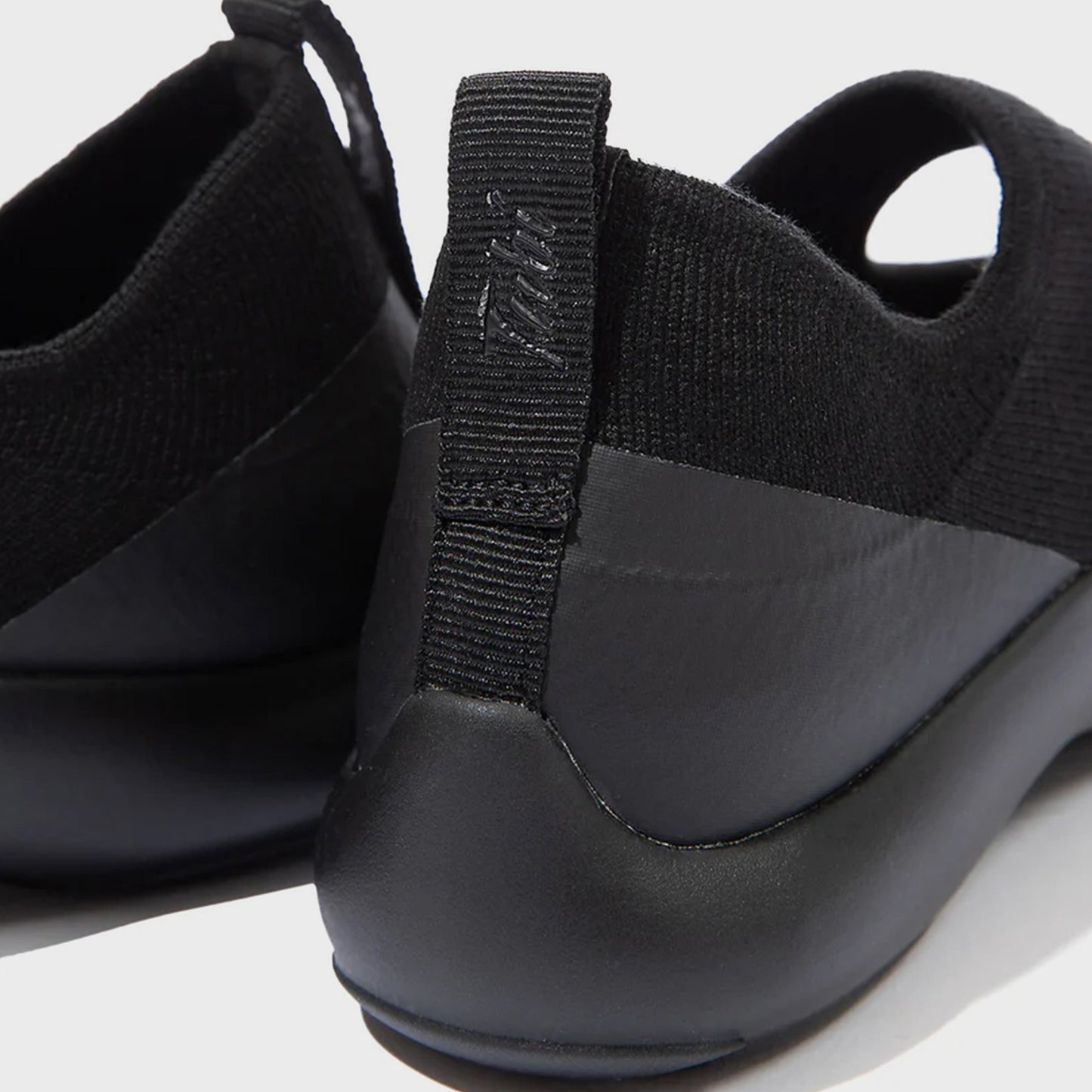 Tabi WMNS Sandal - Black